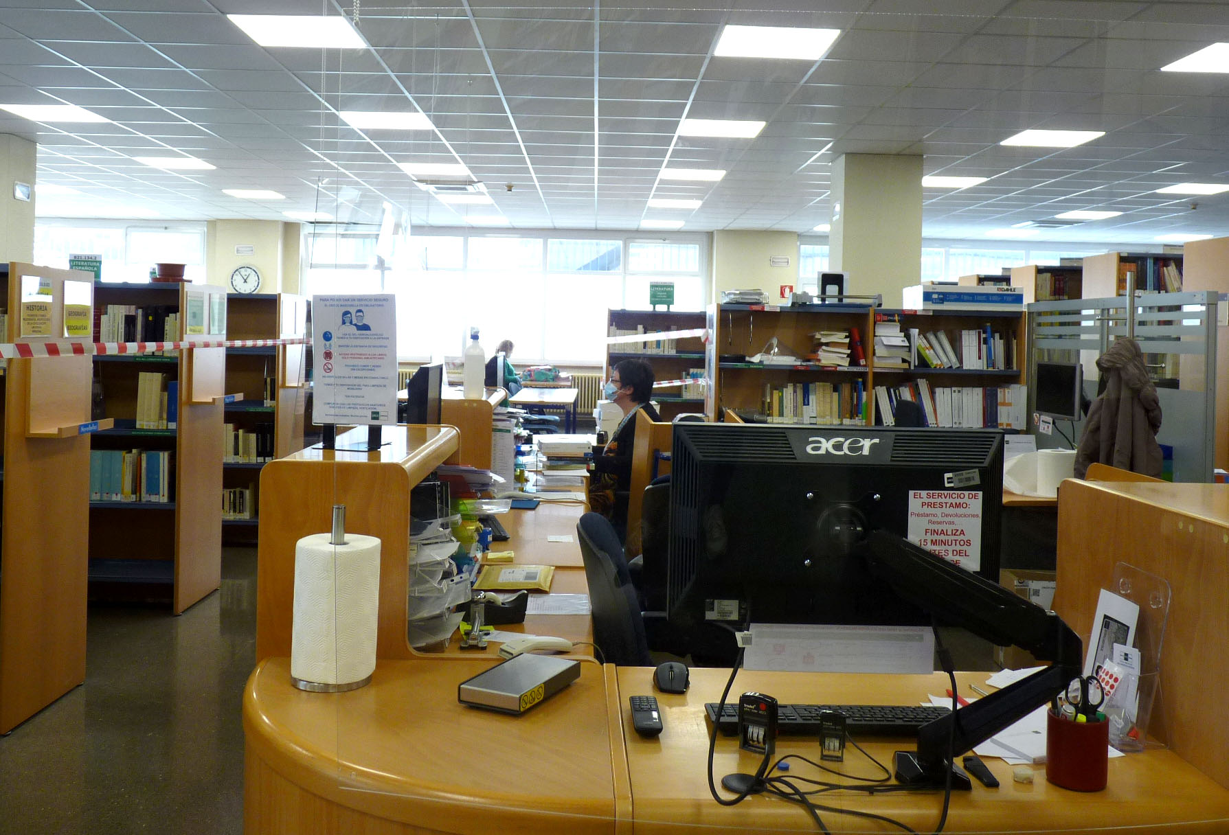 La biblioteca de UNED Pamplona abre con nuevo horario y aforo de estudiantes limitado 
