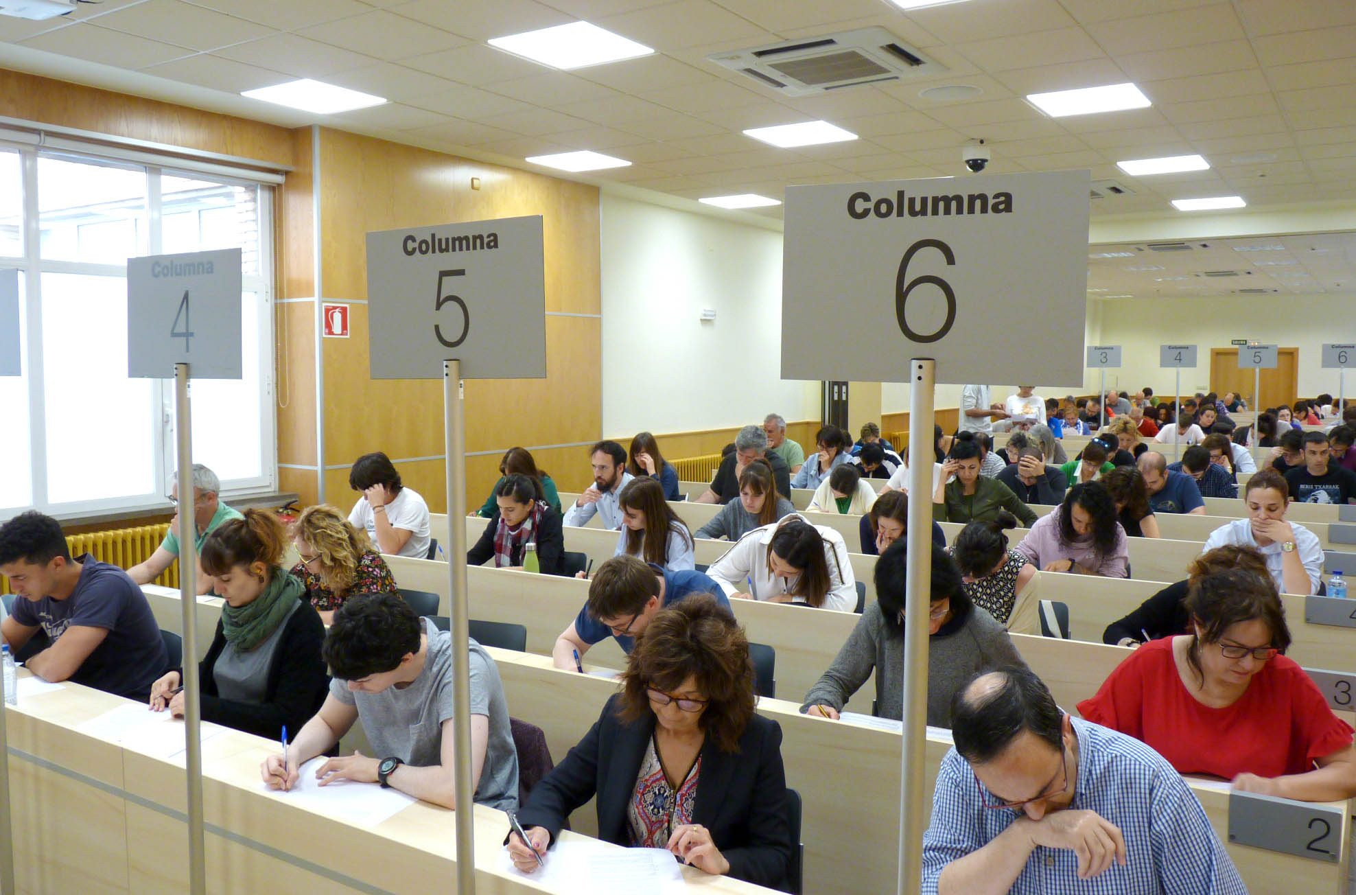 Continúa la segunda semana de exámenes en UNED Pamplona para 4.000 estudiantes 